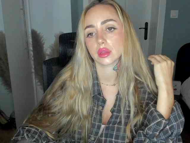 SEXYcoralie