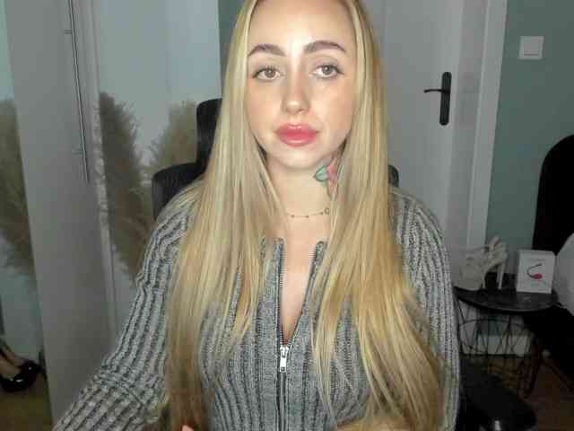 SEXYcoralie
