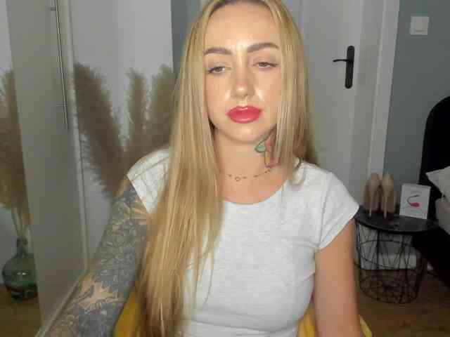 SEXYcoralie