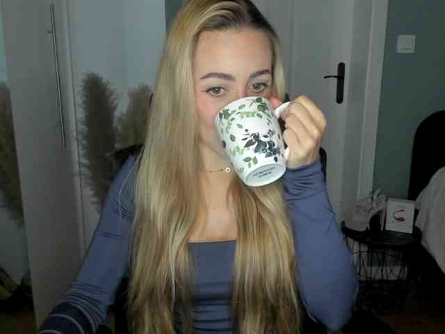 SEXYcoralie