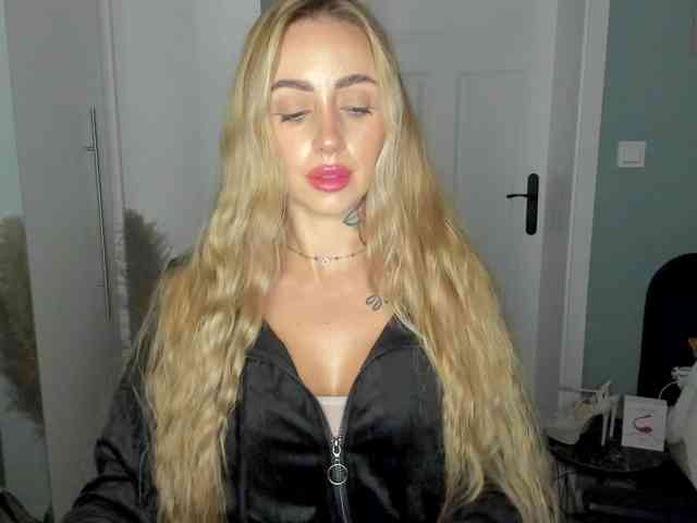 SEXYcoralie