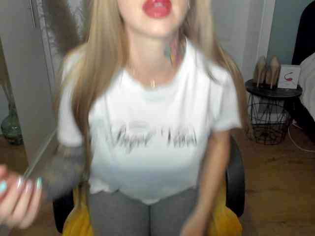 SEXYcoralie