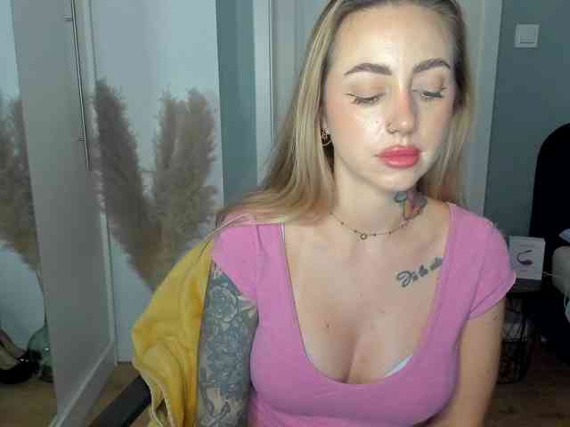 SEXYcoralie