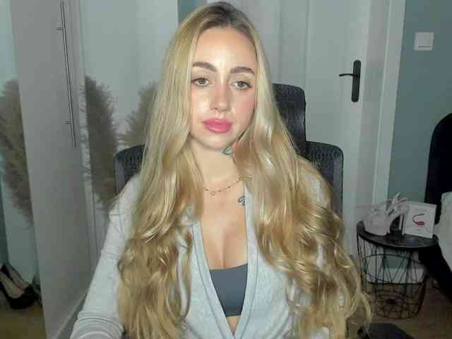 SEXYcoralie
