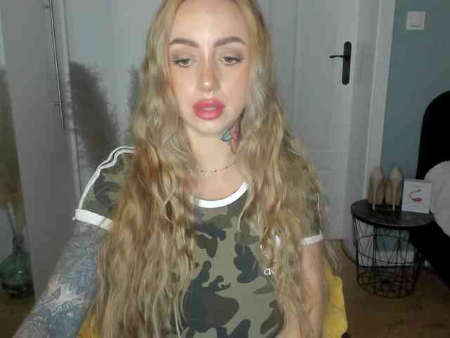 SEXYcoralie