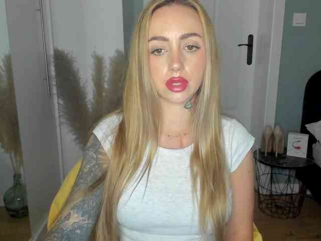 SEXYcoralie