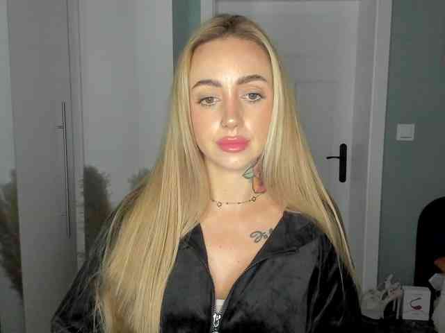SEXYcoralie