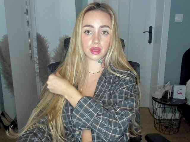 SEXYcoralie