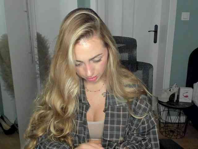 SEXYcoralie