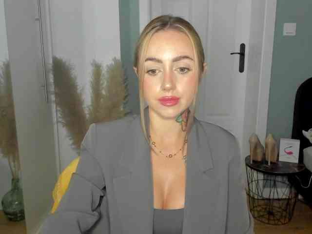 SEXYcoralie