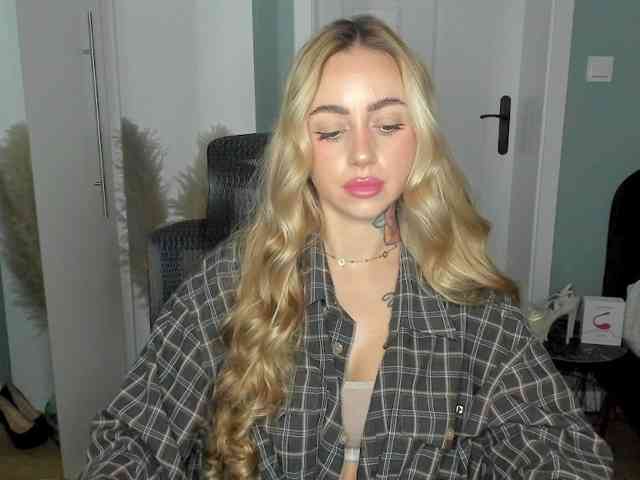 SEXYcoralie