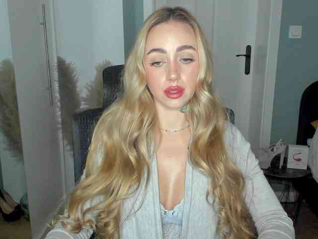 SEXYcoralie