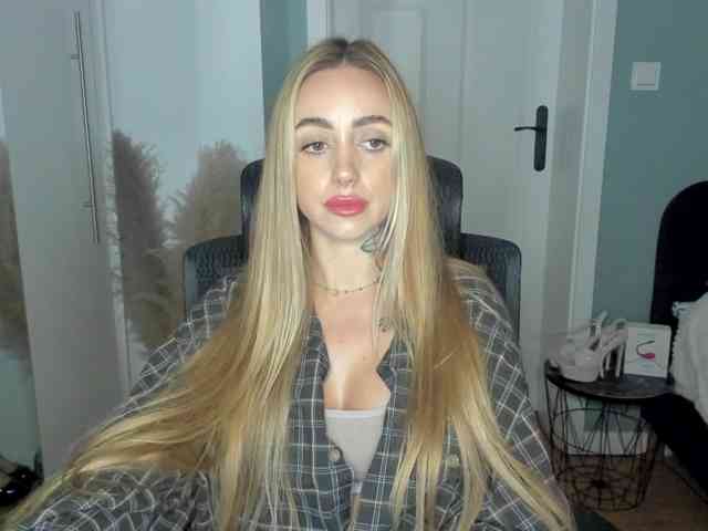 SEXYcoralie