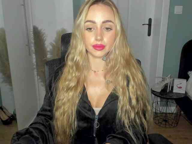 SEXYcoralie