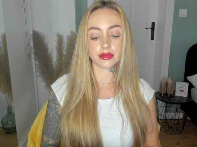 SEXYcoralie