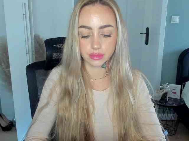 SEXYcoralie