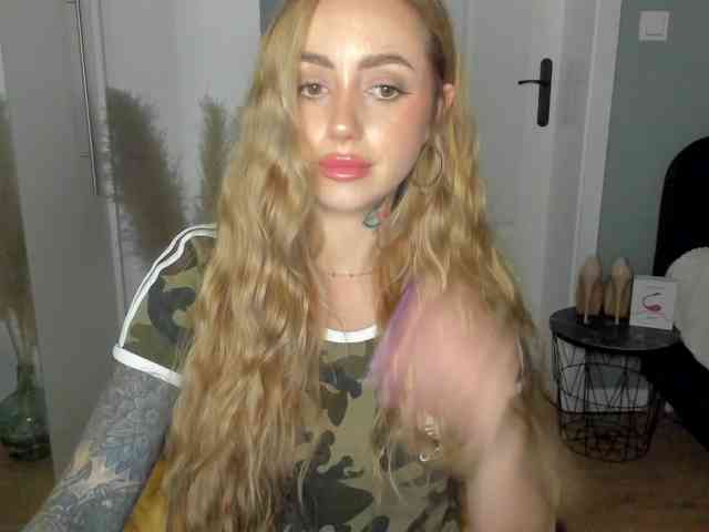 SEXYcoralie