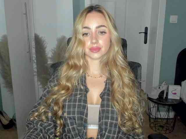SEXYcoralie