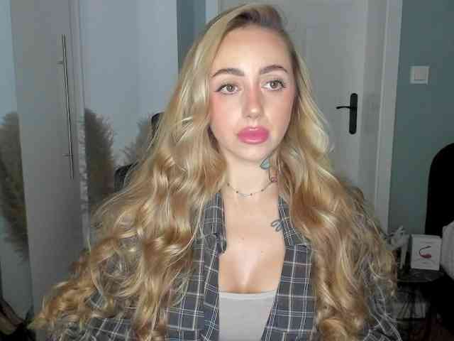 SEXYcoralie