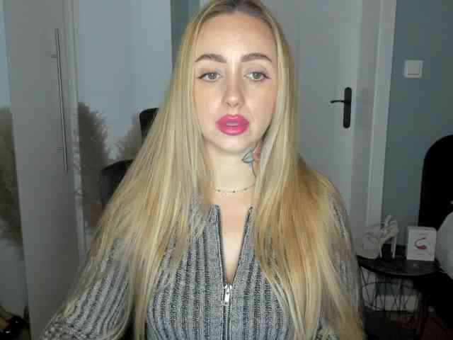 SEXYcoralie