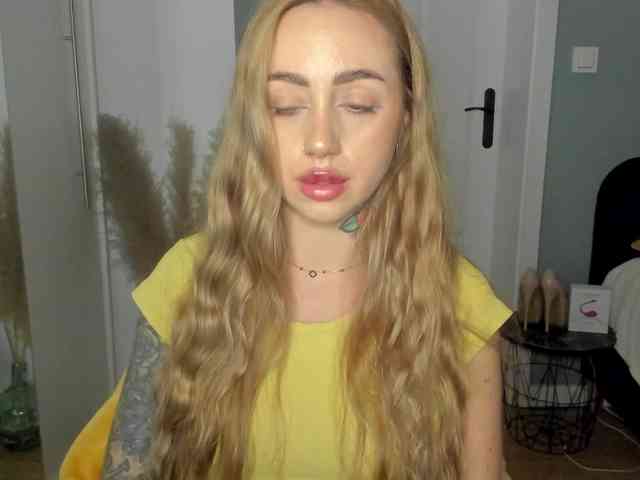 SEXYcoralie