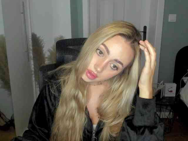 SEXYcoralie
