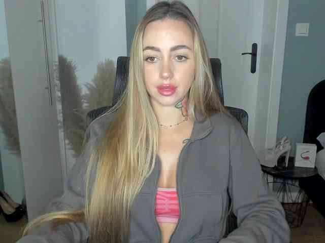SEXYcoralie