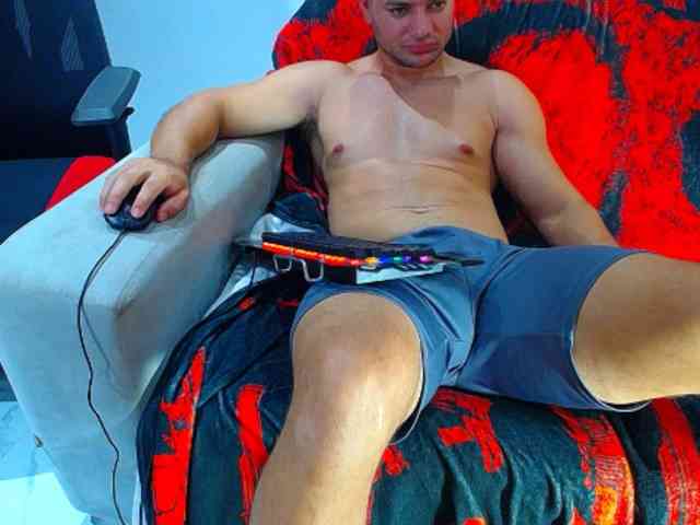 hugo19cm