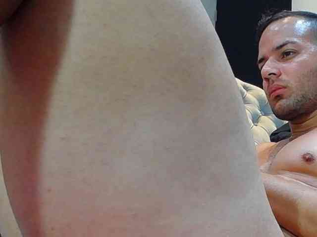 hugo19cm Sex Cam Show