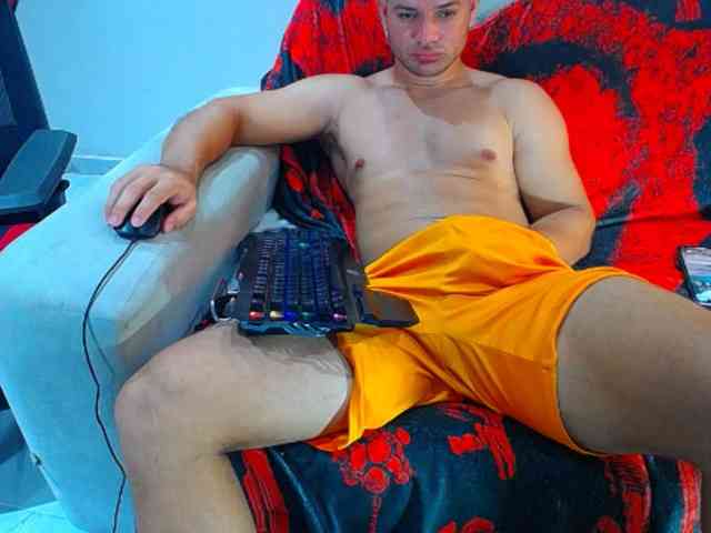 hugo19cm