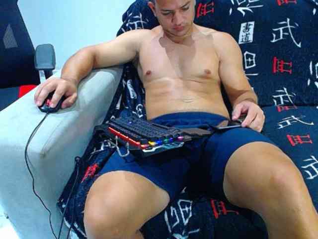 hugo19cm