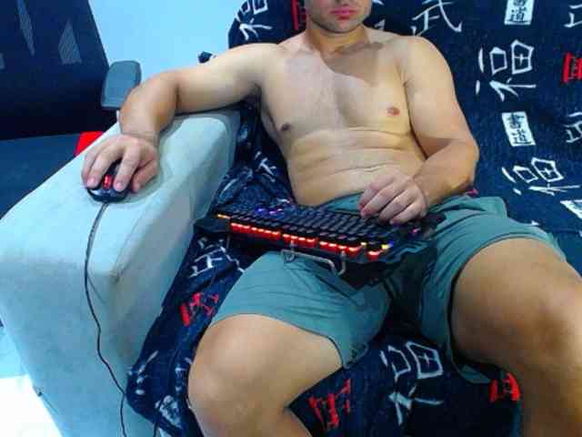 hugo19cm