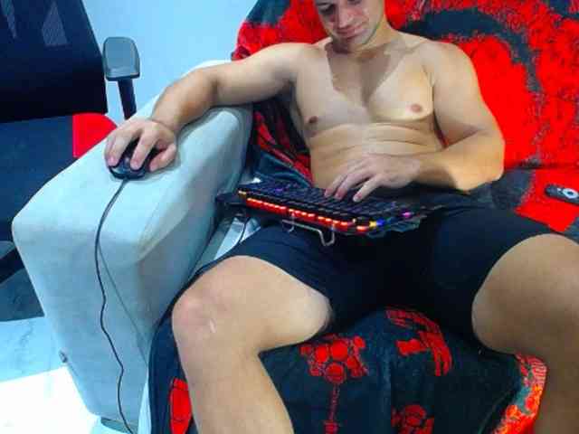 hugo19cm