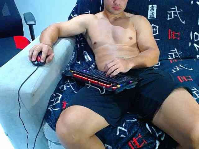 hugo19cm