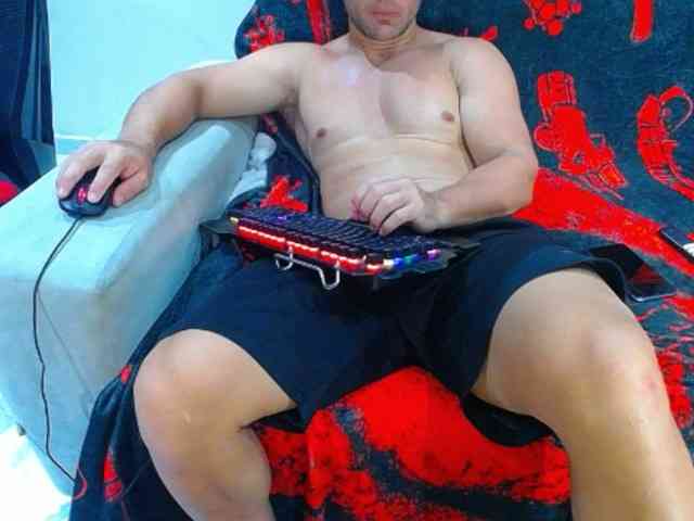 hugo19cm Sex Cam Show