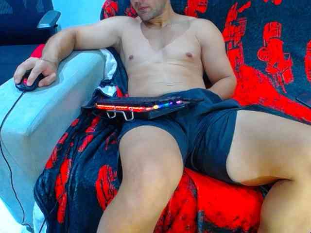 hugo19cm Sex Cam Show