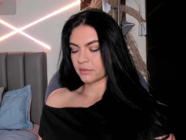 VeronicaLanz, live now on BongaCams