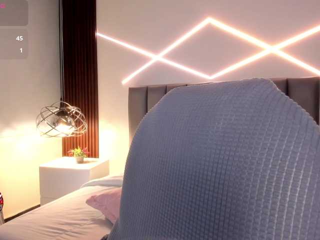 VeronicaLanz live cam on BongaCams