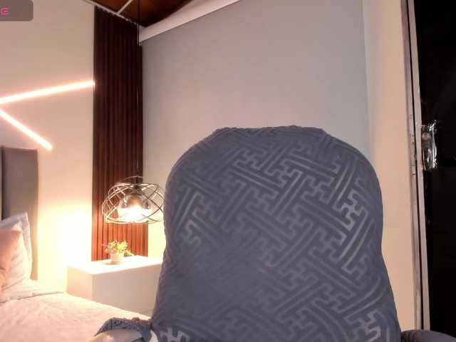 VeronicaLanz live cam on BongaCams
