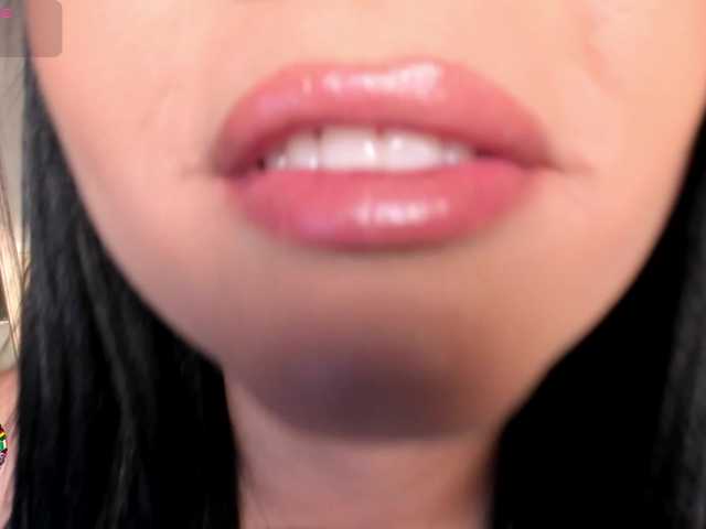 VeronicaLanz live cam on BongaCams