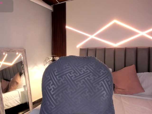 VeronicaLanz live cam on BongaCams