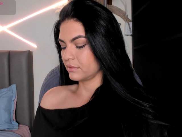 VeronicaLanz, live now on BongaCams