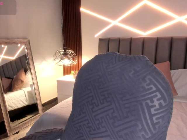 VeronicaLanz live cam on BongaCams