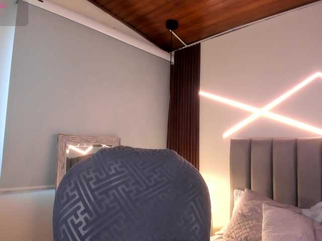VeronicaLanz live cam on BongaCams