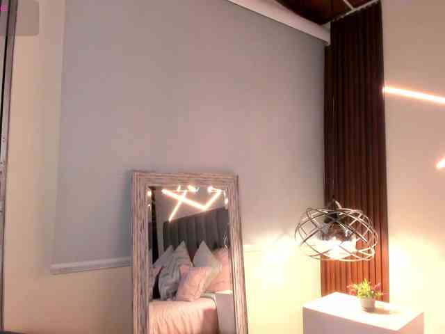 VeronicaLanz webcam
