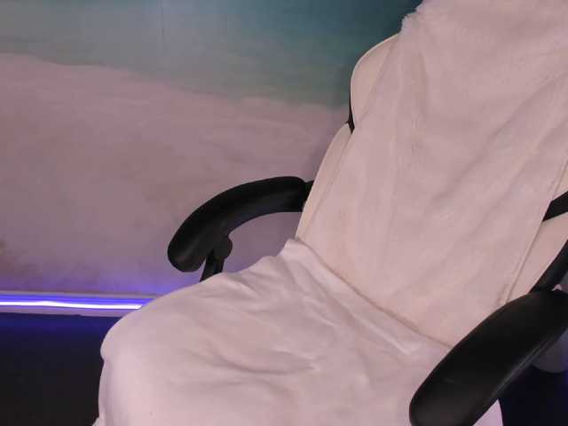 HotSaraJordan live cam on BongaCams