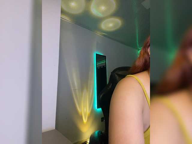 allie-rose live sex show