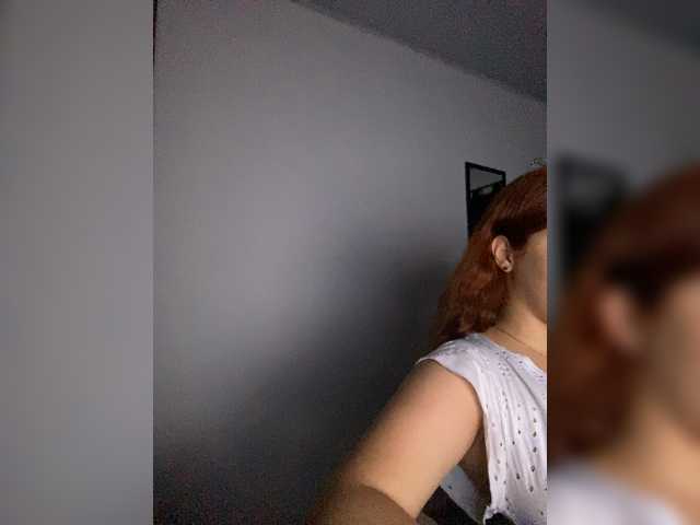 Allie-Rose Live Cam on BongaCams