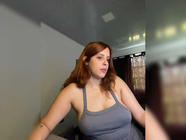 Allie-Rose live cam on BongaCams