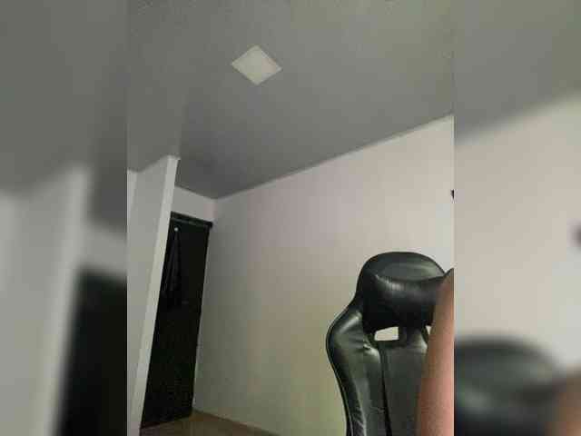 Allie-Rose webcam